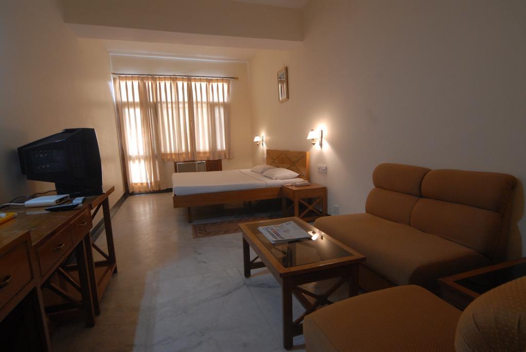 The Komfort Inn Chandīgarh 部屋 写真