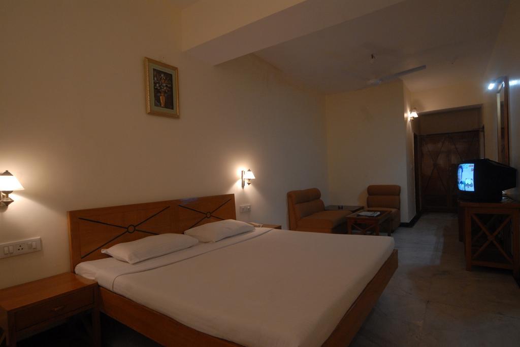 The Komfort Inn Chandīgarh 部屋 写真