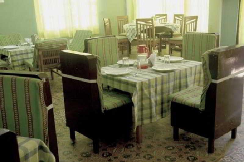 The Komfort Inn Chandīgarh エクステリア 写真
